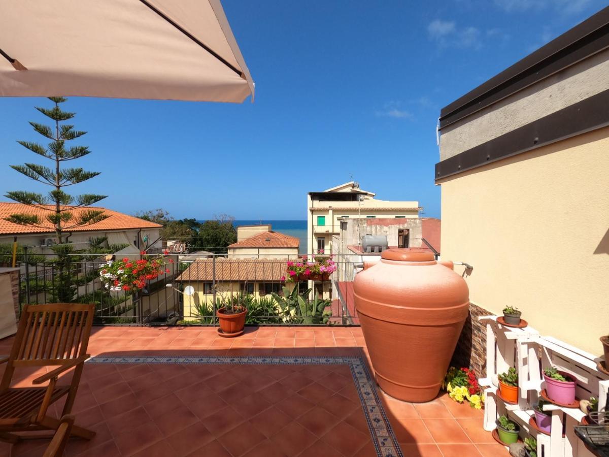 Terrazza Lungomare Caronia Marina Exterior foto