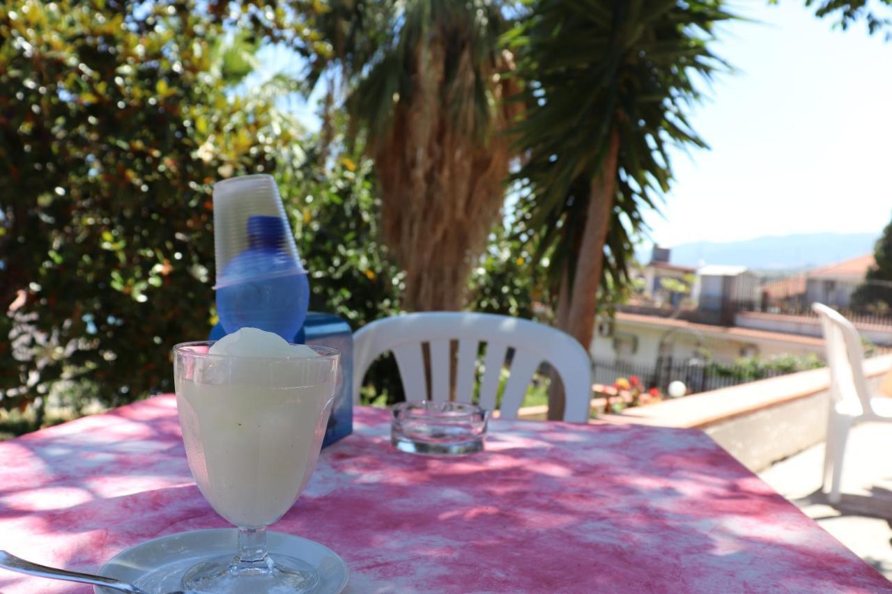 Terrazza Lungomare Caronia Marina Exterior foto