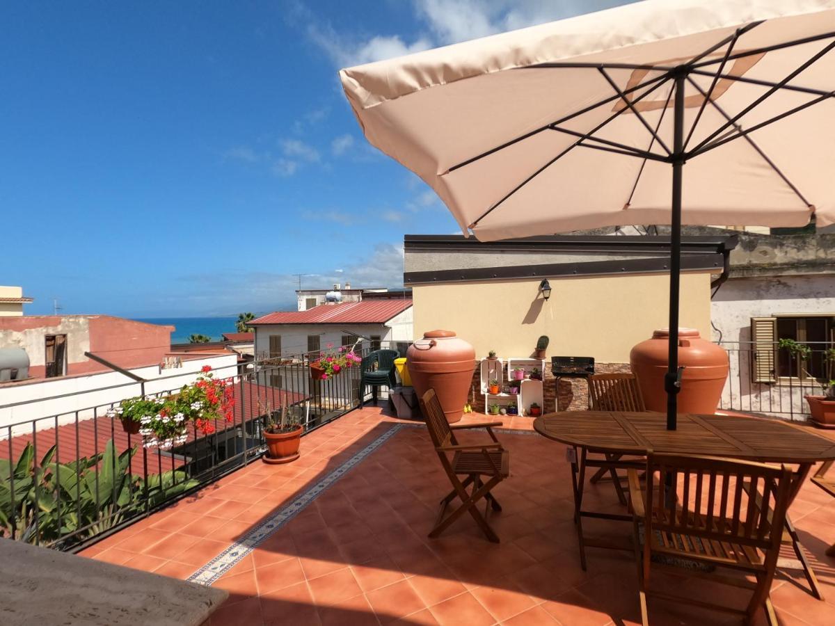 Terrazza Lungomare Caronia Marina Exterior foto