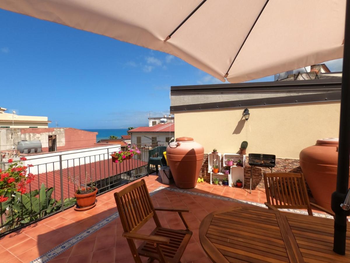Terrazza Lungomare Caronia Marina Exterior foto